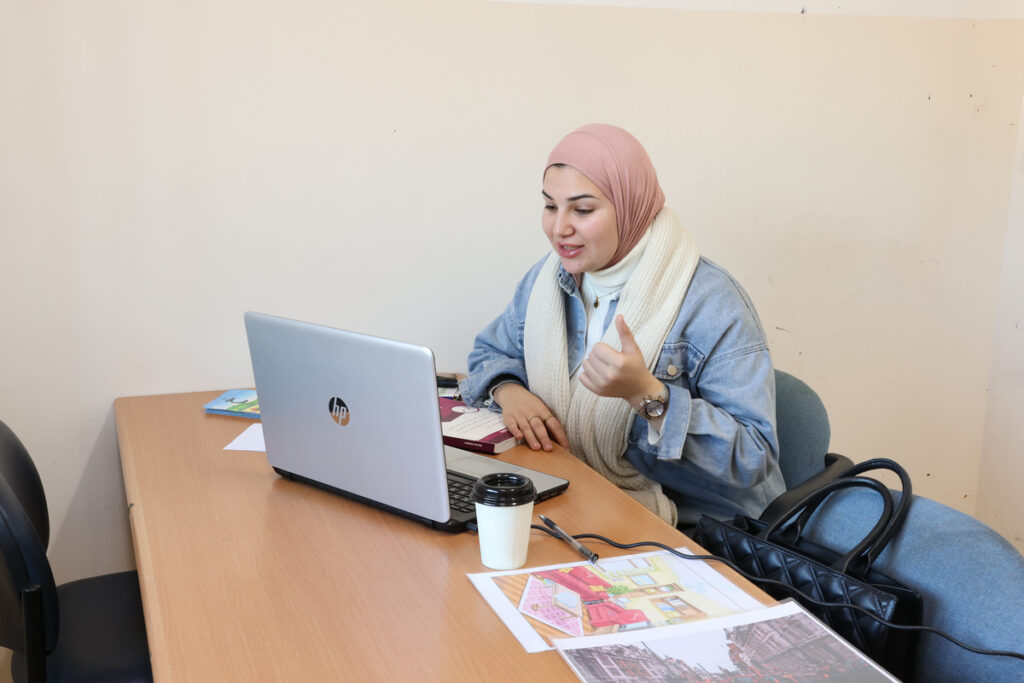 Studying Levantine Arabic Online
