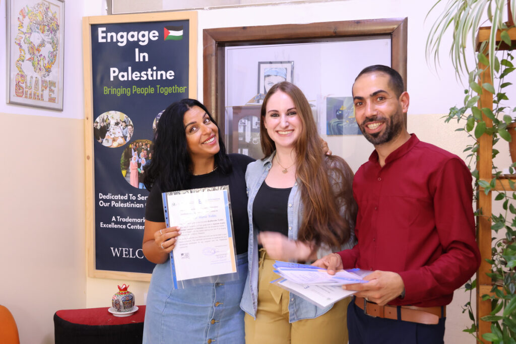 Volunteer Teaching Programs in Palestine