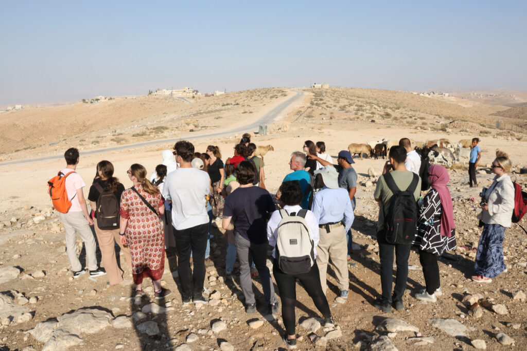 Volunteering in Human Rights Programs in Palestine in 2026/2027