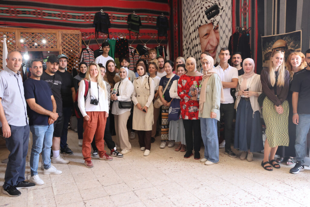 Best Volunteer and Internship Organizations in Palestine